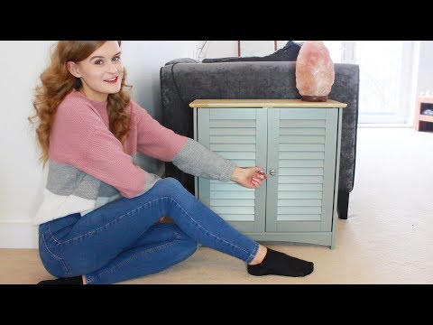 What's in my ASMR cabinet - ASMR Show and tell
