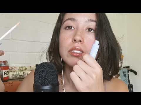 Sooo Relaxing ~~ ASMR Lipgloss, Mic Brushing, Inaudible Reading, Gum Chewing (+ Oodie 💗)