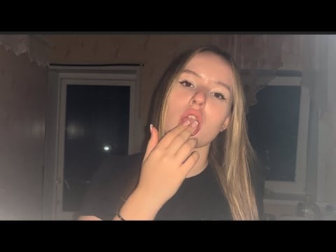 ASMR mouth sounds licking kisses 💋👄👄🤤