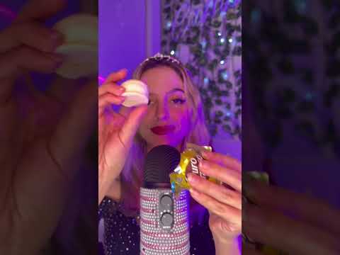 ASMR COMENDO O CHOCOLATE FAVORITO DOS MEUS SEGUIDORES 🍫