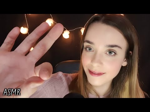 [ASMR] Soft Spoken Spanish Trigger Words | Soft Brushing & Hand Movements