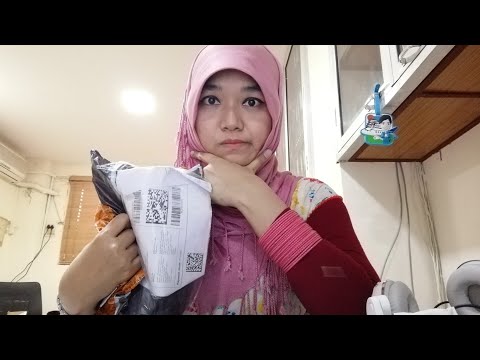 [ASMR] roleplay annoying and lying customer to get her money back