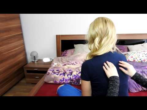 Classic hair and back scratching*ASMR