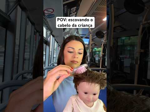 POV: escovando o cabelo da criança #asmr #asmrsounds #humor #comedia