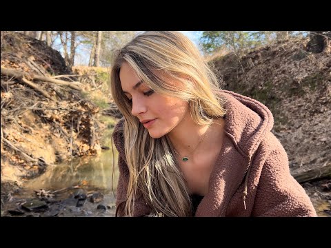 ASMR Outside/Outdoors🌲🐝| Hand movements, scratching, camera tapping, nature sounds, somewhat LOFI