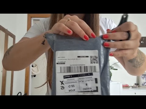 ASMR VOZ SUAVE| abrindo compras shopee 🛍 #tapping