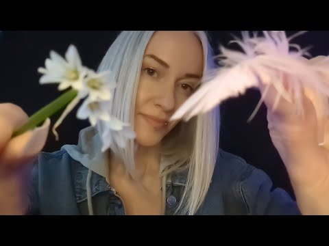 ASMR | Tickling you with various objects