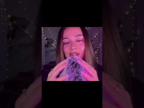 #fluffymic #asmr #asmrmouthsounds #asmrfluffymic