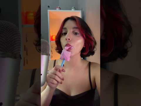 Küçüklüğüme gittim 👶🏻 #türkçeasmr #mouthwhisper #relax #asmr #cute #tingles  #roblox #mukbang