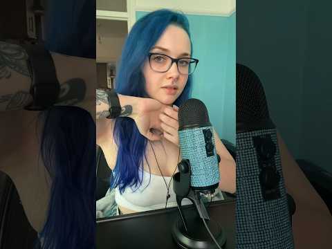 ASMR SKIN SCRATCHING #asmrscratching #asmrskinscratching #asmr #shorts