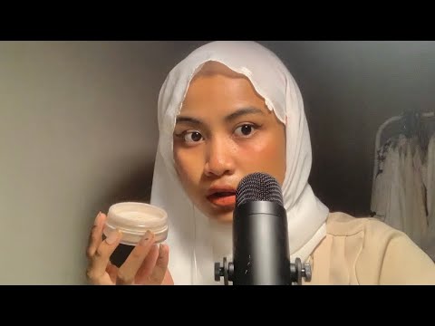 1 minute ASMR - Doing Your Makeup