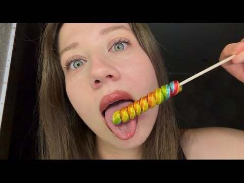ASMR || Unpacking, tasting and licking a rainbow lollipop🌈🍭