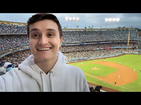 ASMR at A Baseball Game ⚾️💤 (Dodgers Stadium )