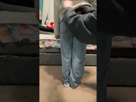 #asmr #relax #triggersforsleep #asmrnoises #relaxing #mouthwhisper #tingles #patdown #tsa #shorts