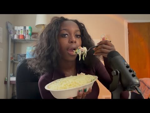 ASMR Chipotle Mukbang & Ramble 🌯
