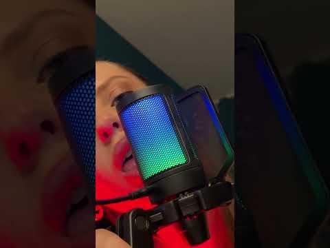 ASMR | Ear Kisses Vibes 👅