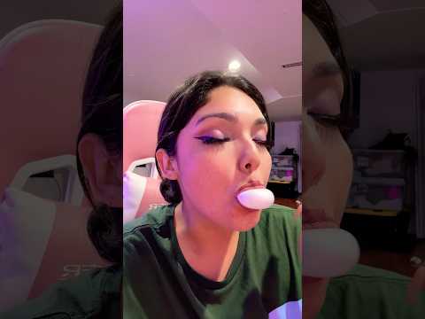 BUBBLE ASMR | blowing small suck back bubble gum popping sounds #bubblegum #bubblegumasmr