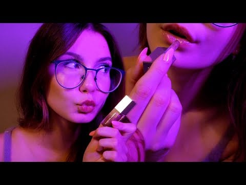 ASMR | dźwięki ust i błyszczyka // lipgloss application • mouth sounds • kisses • light tapping 👄