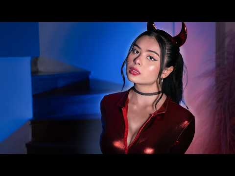 Puedo darte un beso? Fiesta de disfraces con tu CRUSH | Asmr Roleplay