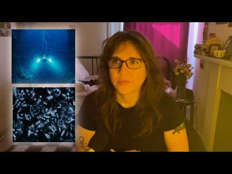 How scrolling on the phone makes me feel 📱 ASMR