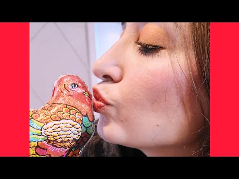 Chocolate Candy 🍫🍬 ASMR eating sounds chewing tapping whispering sounds 🎃 🎃 🎃