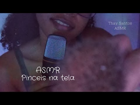 ASMR: Sons de boca e pincéis na tela