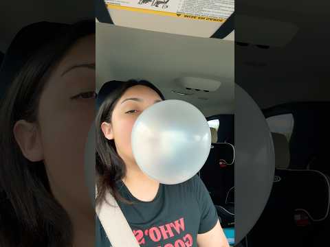 BUBBLE GUM ASMR | blowing bubble in the car chewing poppinh sounds #bubblegum #asmr