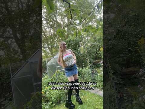 Was würdest du zu diesen Stiefeln tragen? 😝