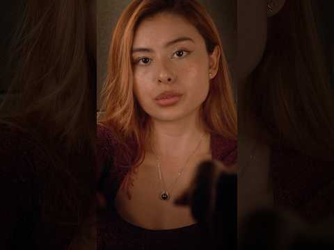 La ESPOSA de tu JEFE te ayuda a RELAJARTE 😴🤤 #asmr #vicoasmr #asmrsounds