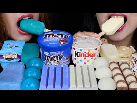 ASMR BLUE VS WHITE CHOCOLATE (M&M'S RAINBOW ICE CREAM SUNDAE, KITKATS, DUNKAROOS, KINDER BUENO 먹방
