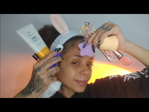 preparando a pele pra dormir e pincel na tela ASMR