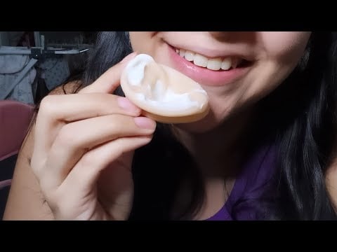 ASMR Lamiendo Yogurt de tu oreja | ASMR en Español