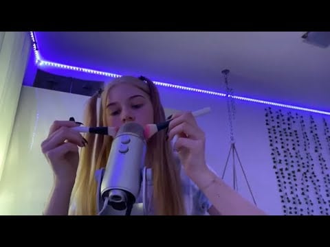 ASMR | ONE MINUTE MIC BRUSHING