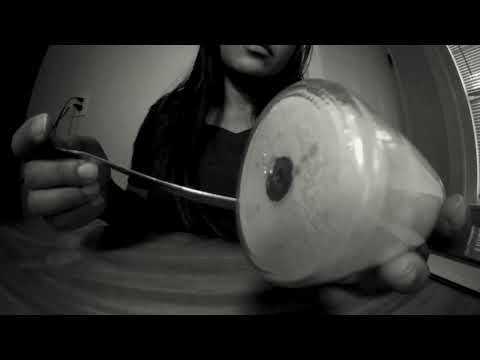 "ASMR Casero con Sonidos Reales 🧘‍♀️ Toalla, Cepillo, Libro y Más — Relajación Total