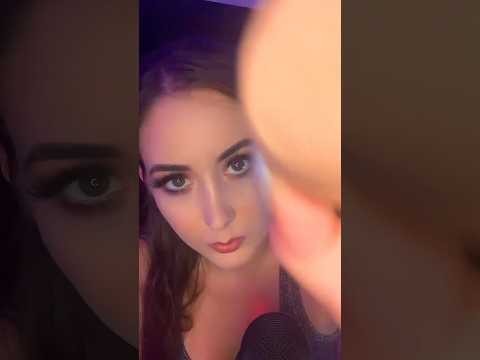 ASMR Roleplay: Amiga tóxica te maquiando para a festa 🎉