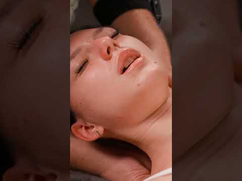 Unique painful chiropractic adjustment and massage for Christina #chiropractic