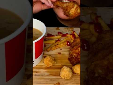 KFC Extra Crispy #shorts #asmr #asmreating #kfc