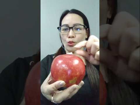 EATING CRUNCHY APPLE# #everyone #mukbang #shortsfeed #apple #funnyshorts #virslshorts