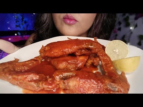 ASMR comiendo Alitas de pollo en adobo