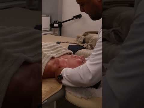 Masaje para relajar el rostro #relax #asmr #massage #masaje #relaxing #facial #caracas #spa