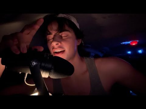 ASMR spanish mouth sounds