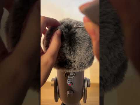 Microphone Combing ASMR | Microphone Triggers #shorts #asmr #relax