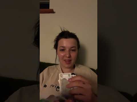 ASMR Counting money #asmr #asmrsounds #satisfying #asmrmoney #asmrtingles