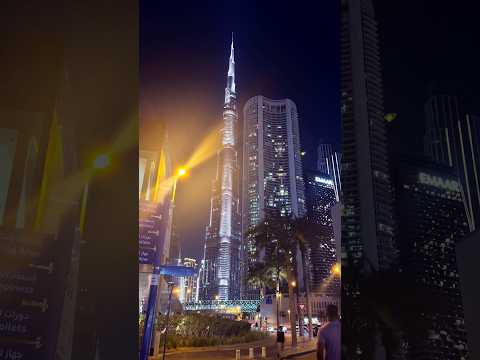 Sparkling in the night✨#burjkhalifa #dubai #travel