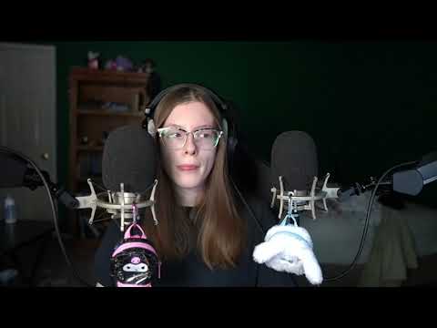 ASMR Wet VS. Dry Mouth Sounds *100% Tingles*