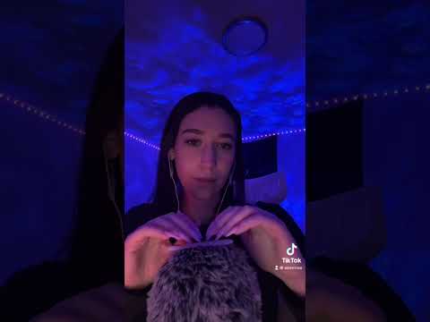 ASMR 10 tapping triggers