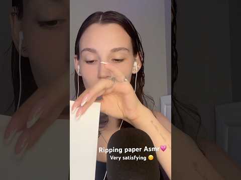 #asmr #mouthwhisper #asmrtriggers #rippingpaper #paper