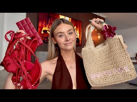 ASMR What I’m Bringing On Vacation 💃 (Trigger Assortment & Whisper Ramble)