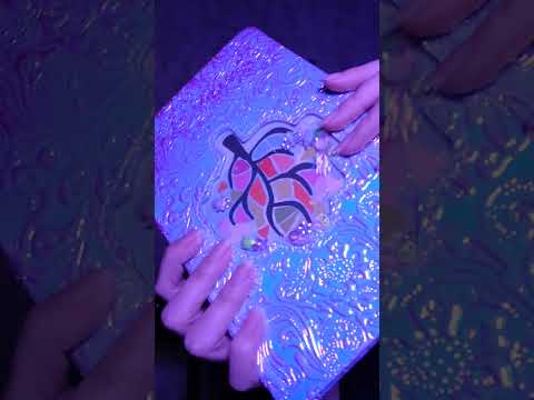 📘 Scratchy tapping on a holo notebook 💖 ASMR | No talking #asmr #scratching #tapping #lofi