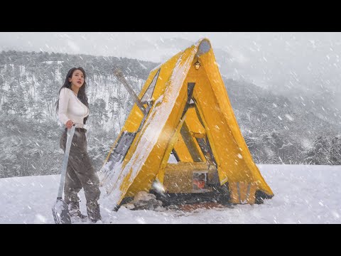 ❄️CAMPING IN HEAVY SNOW WITH A NEW INFLATABLE TENT